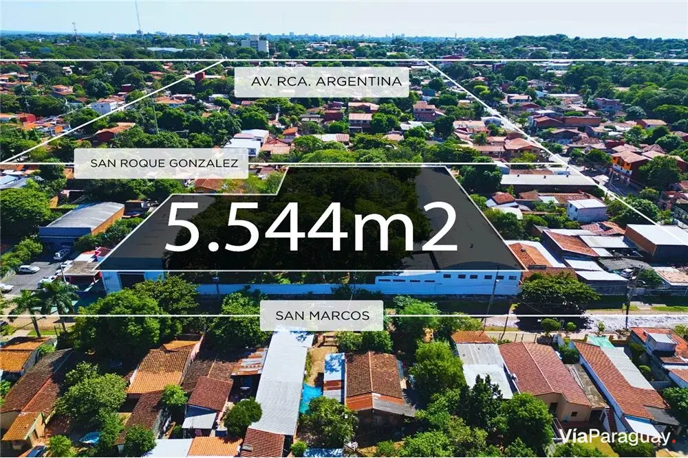 Complejo de Depósitos y Oficinas en venta en Lambaré