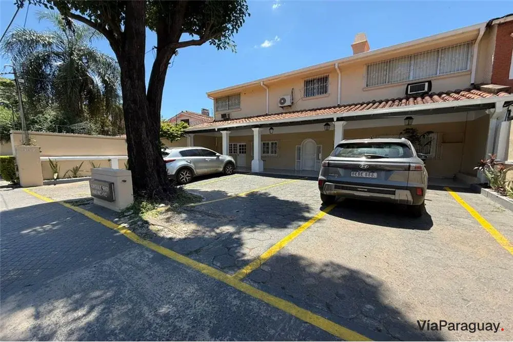 Consultório médico à venda na Av. España, Las Mercedes