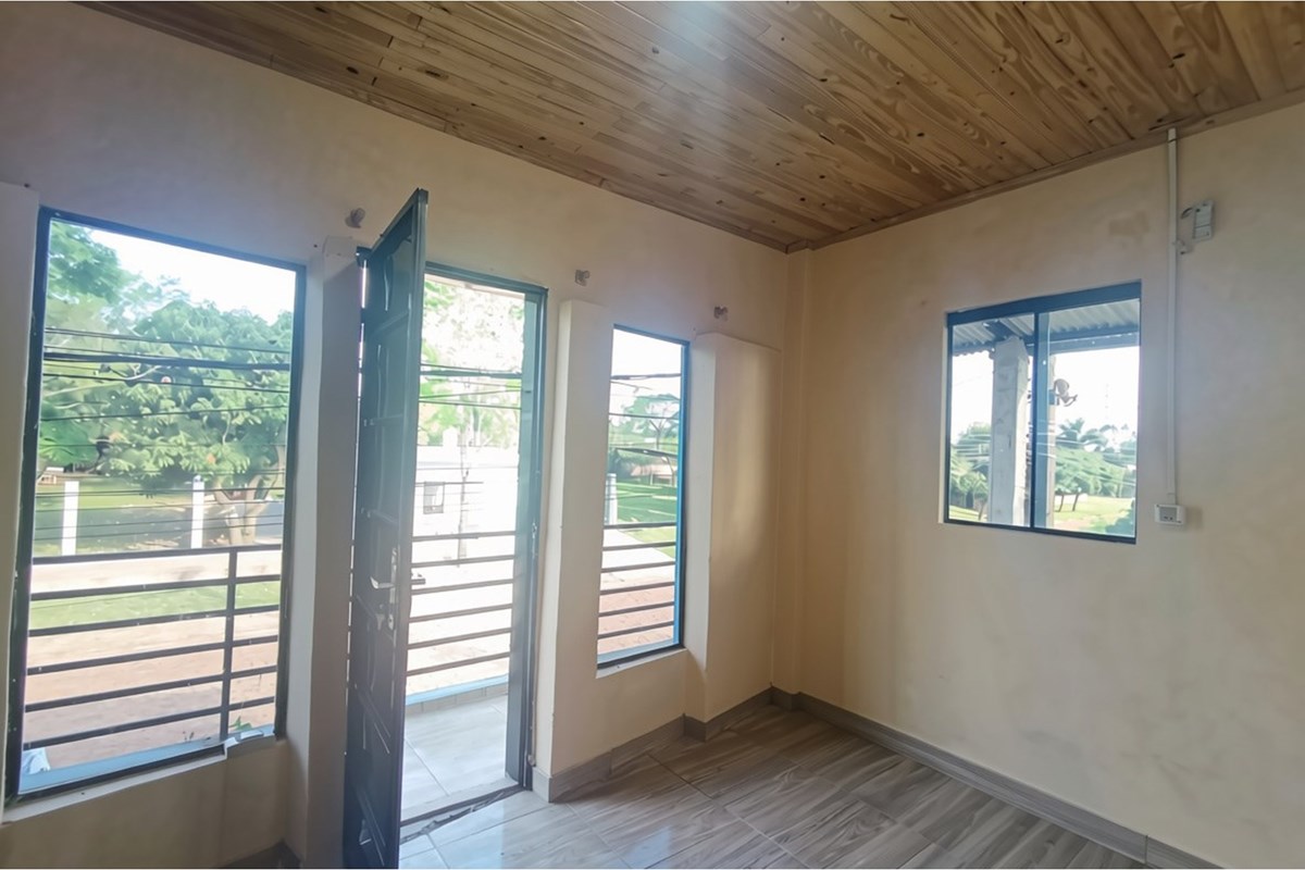 Apartamento de 1 quarto para alugar em Fram, Itapúa