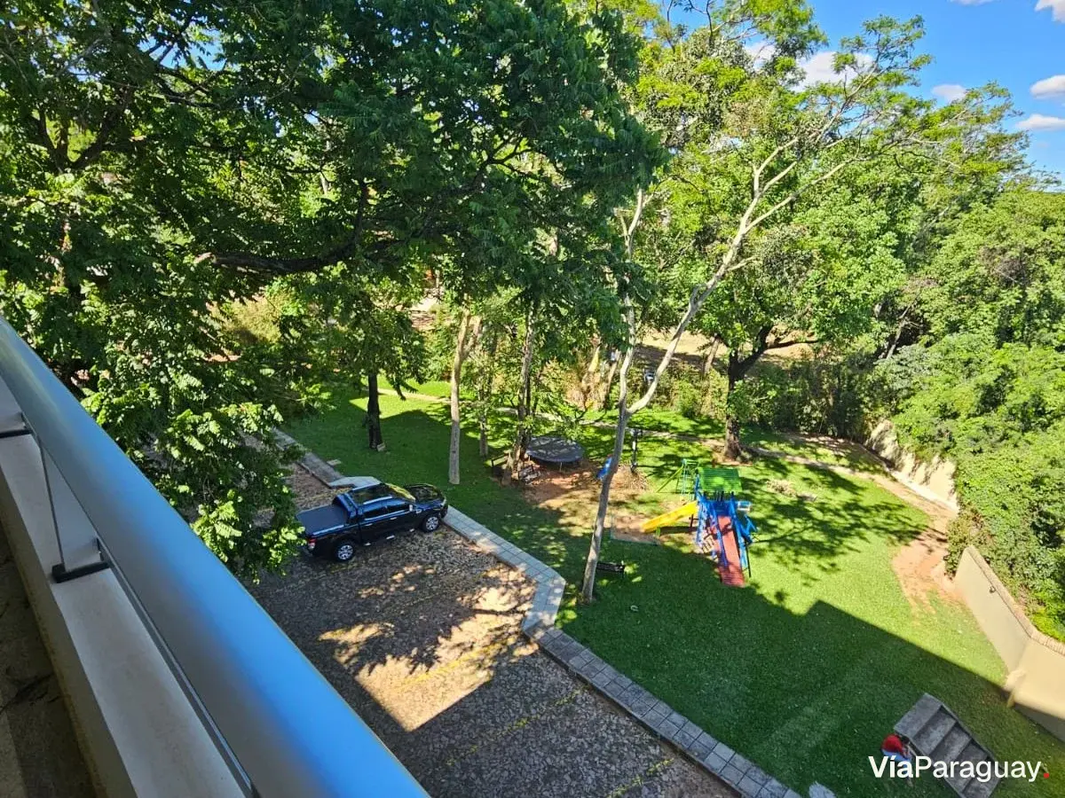 Apartamento 3 dormitórios à venda em Parques del Sol, Lambaré