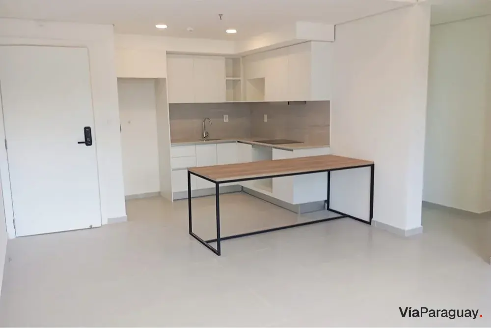Apartamento novo para alugar em Las Mercedes, 3 dormitórios