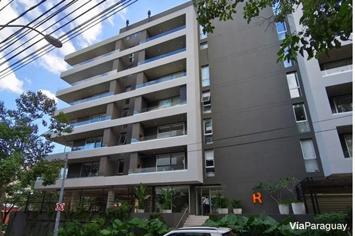 Apartamento novo para alugar em Villa Morra, Assunção