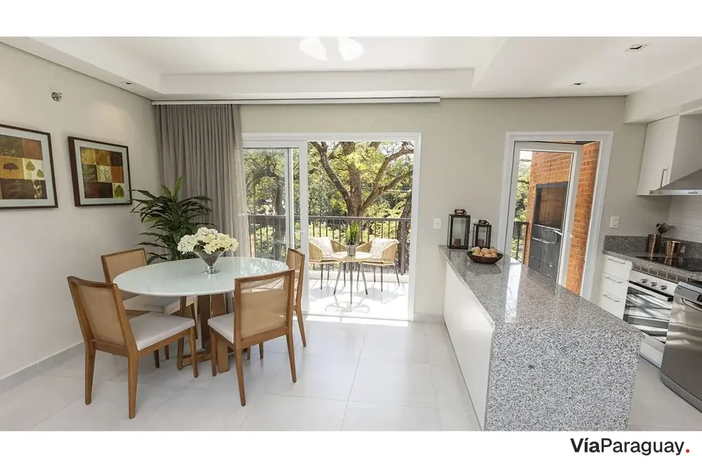 Apartamento novo à venda com 2 quartos em Loma Pytá
