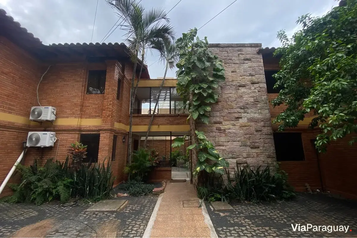 Brand-new furnished apartment for rent in Laguna Sati