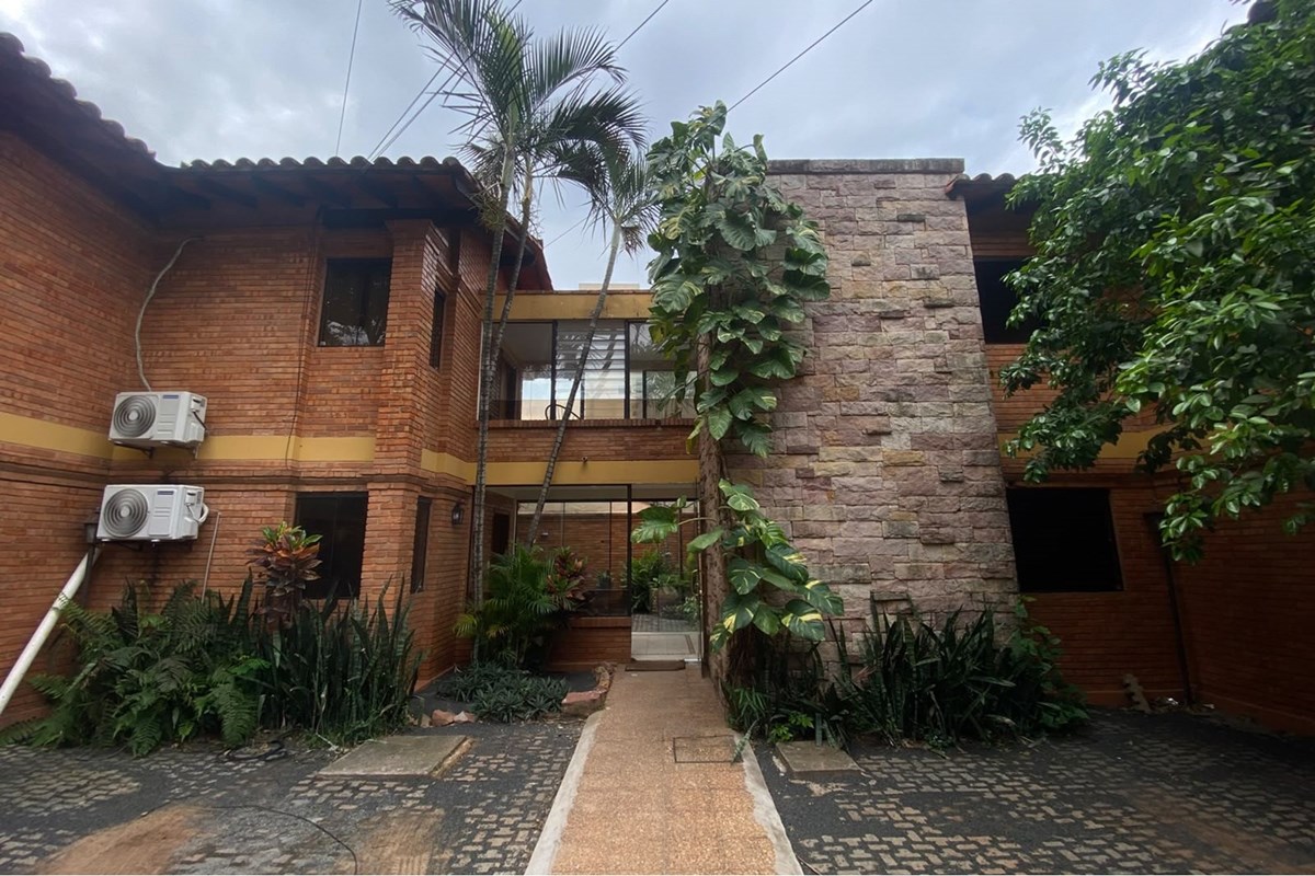 Apartamento mobiliado novo para alugar em Laguna Sati