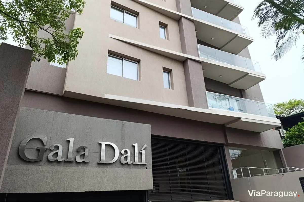Apartamento mobiliado para alugar no Barrio Jara