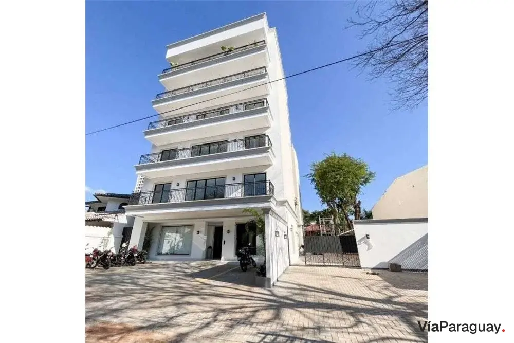 Apartamento mobiliado para alugar no Edifício Emperador, Mburucuyá
