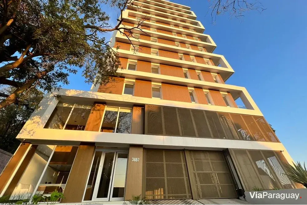 Apartamento mobiliado à venda em Encarnación, Itapúa
