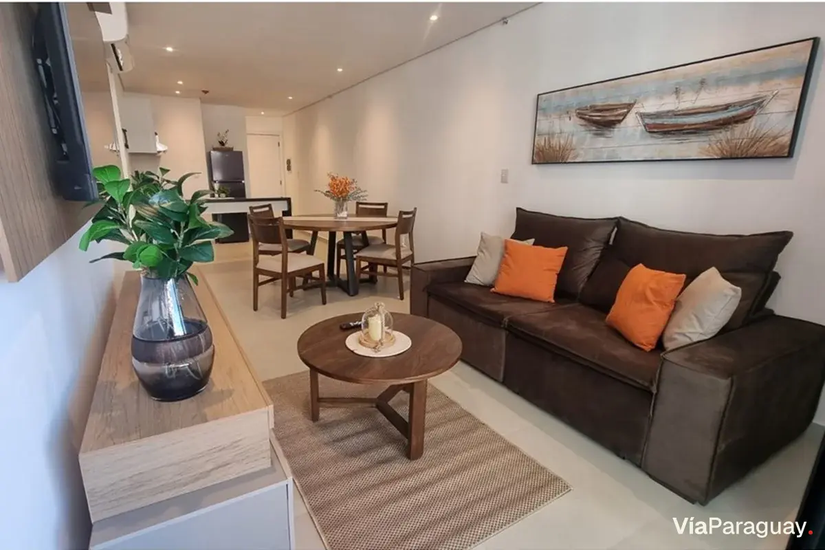 Apartamento mobiliado à venda em Las Lomas, Assunção