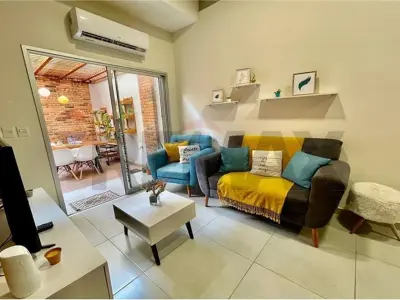 Apartamento mobiliado à venda em Mariano Roque Alonso