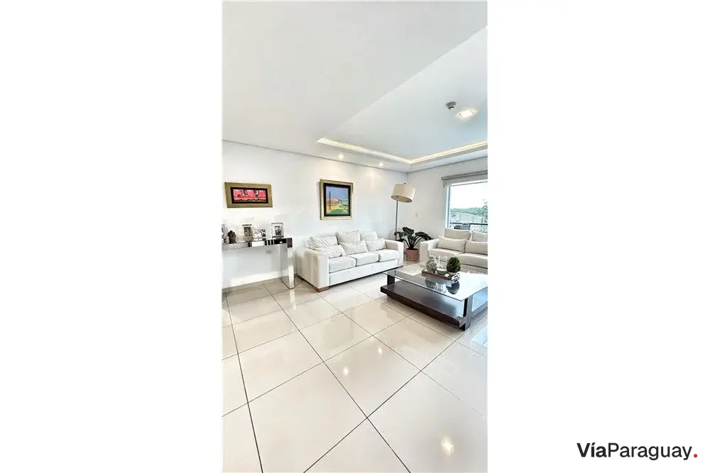 Furnished apartment for sale in San Jorge, Asunción