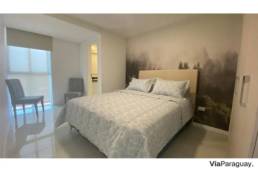Apartamento mobiliado à venda em Surubi'y