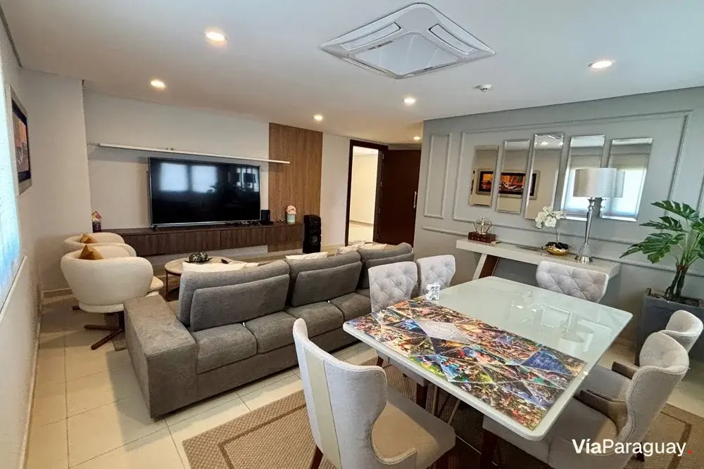 Apartamento mobiliado à venda em Torres Bolik, Encarnação