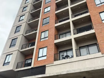Apartamento de 1 Quarto para Alugar em Campo Grande, Luque