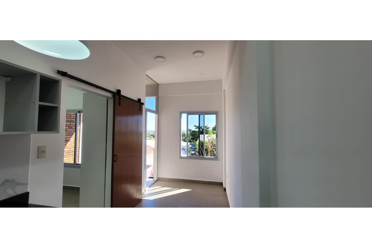 Apartamento de 1 dormitório para alugar no Edifício Donna Carmen
