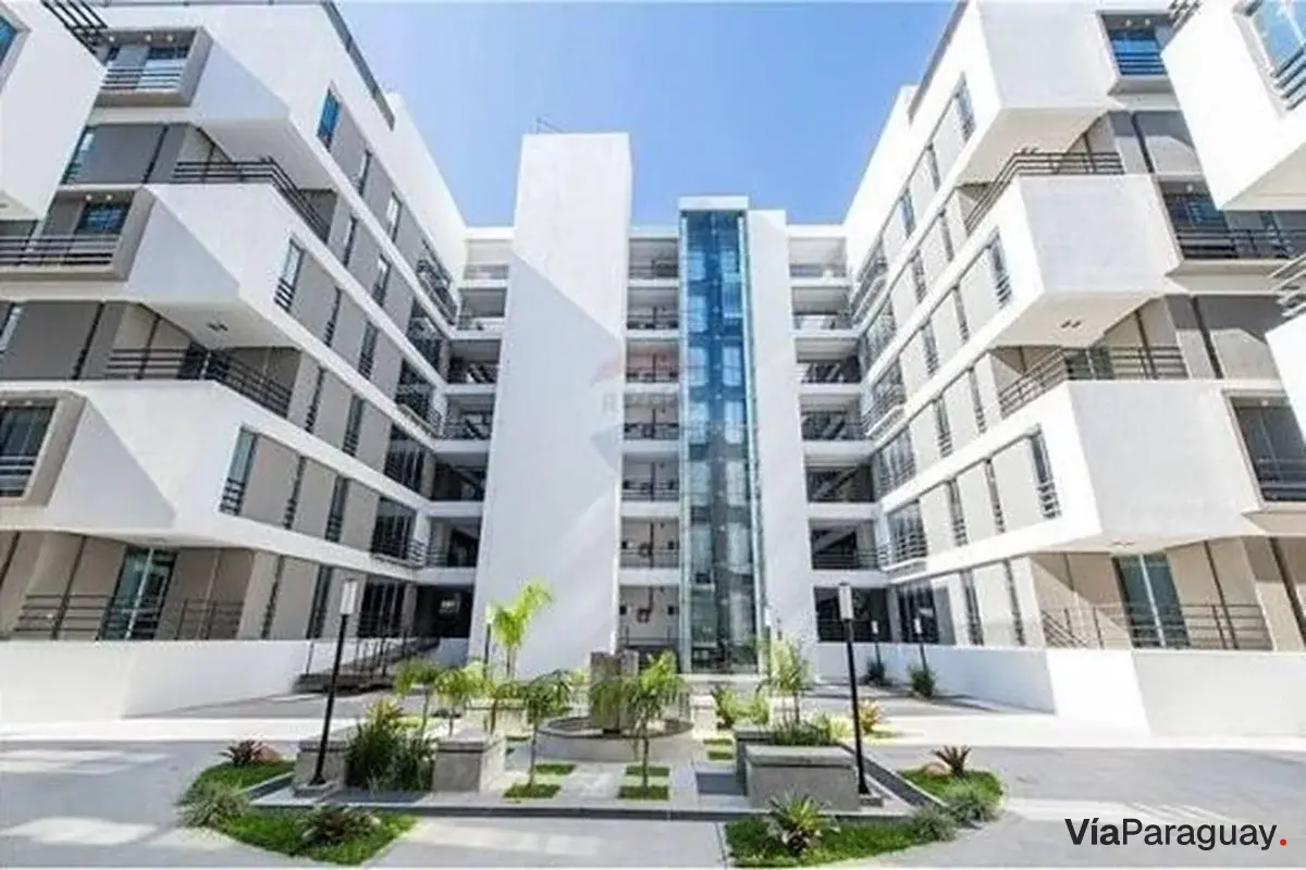Apartamento de 2 dormitórios para alugar no Complejo Residencial Lambaré