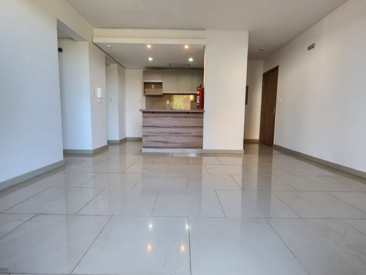 Apartamento de 2 quartos para alugar no bairro San Carlos, Ñemby