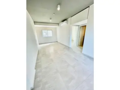 Departamento de 2 dormitorios en venta en Mburicaó