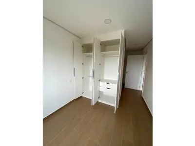 Apartamento para alugar em Las Lomas, 2 quartos