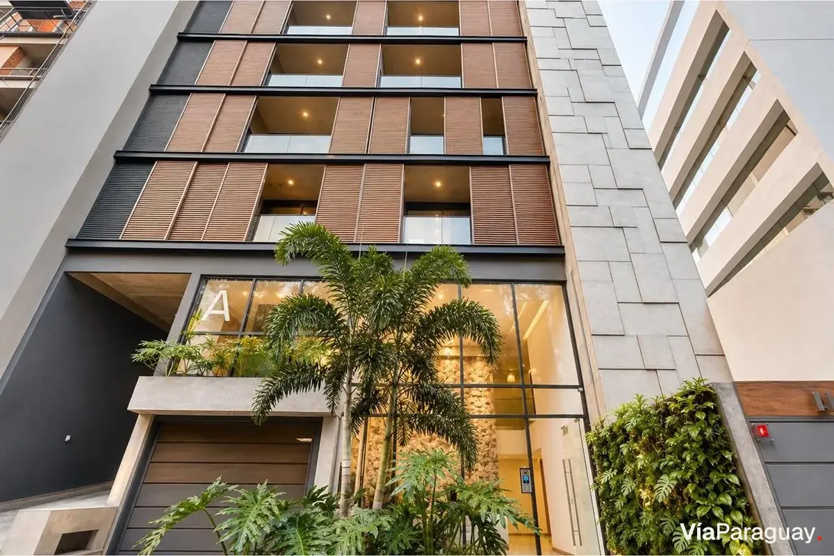 Apartment for sale with 2 bedrooms and 2 parking spaces in Las Lomas