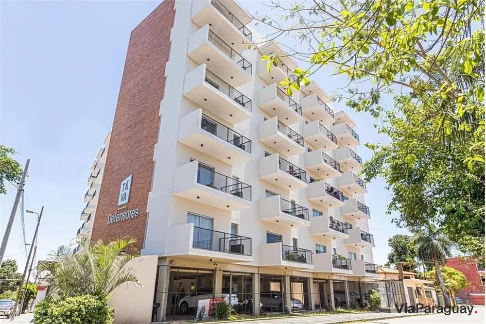 Apartamento à venda com 2 dormitórios e 2 vagas em San Lorenzo