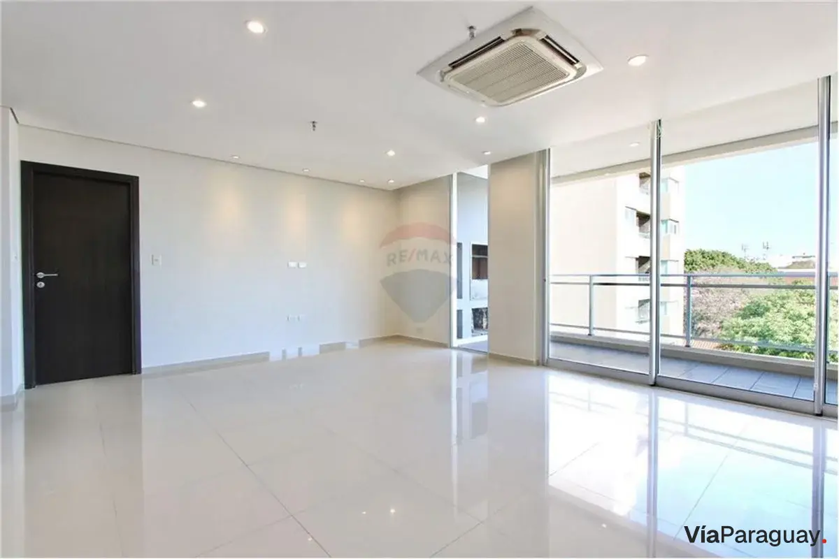 2-Bedroom Apartment for Sale in Recoleta