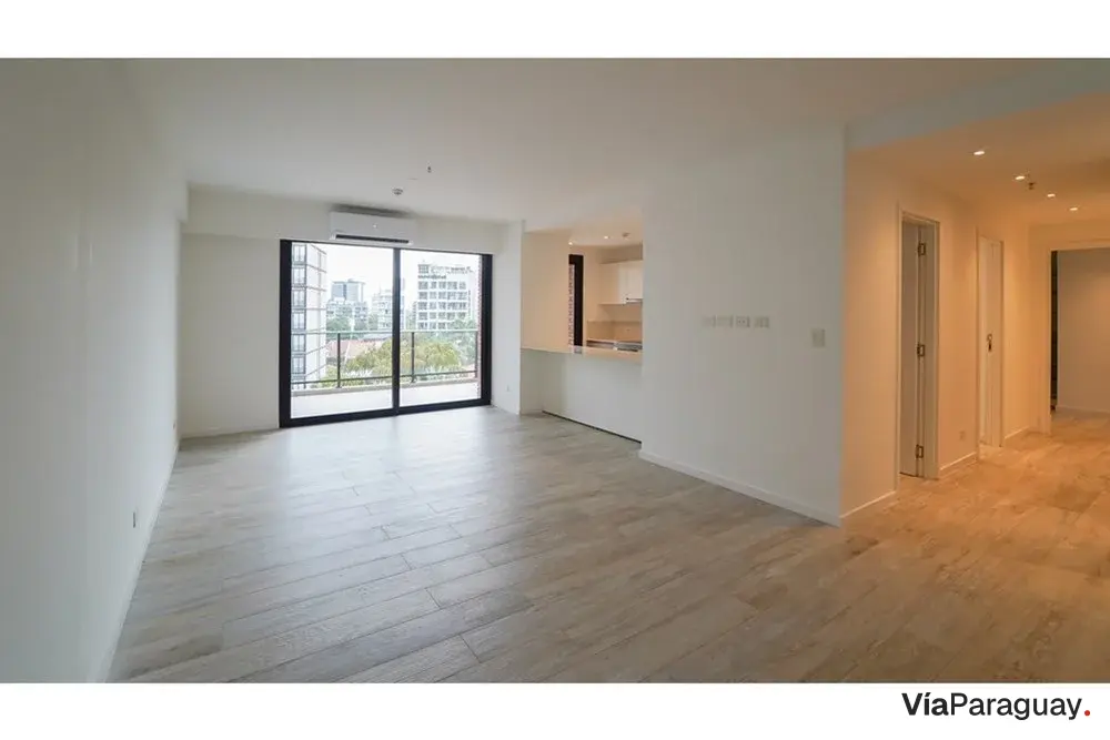 Departamento en venta de 2 suites en Las Lomas