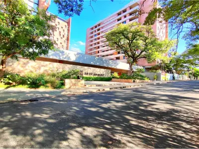 Apartment for sale in Bernardino Caballero: 1 bedroom with balcony
