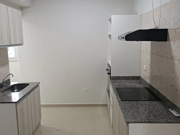 Departamento en venta en Ciudad del Este – 3 dormitorios, semi amoblado