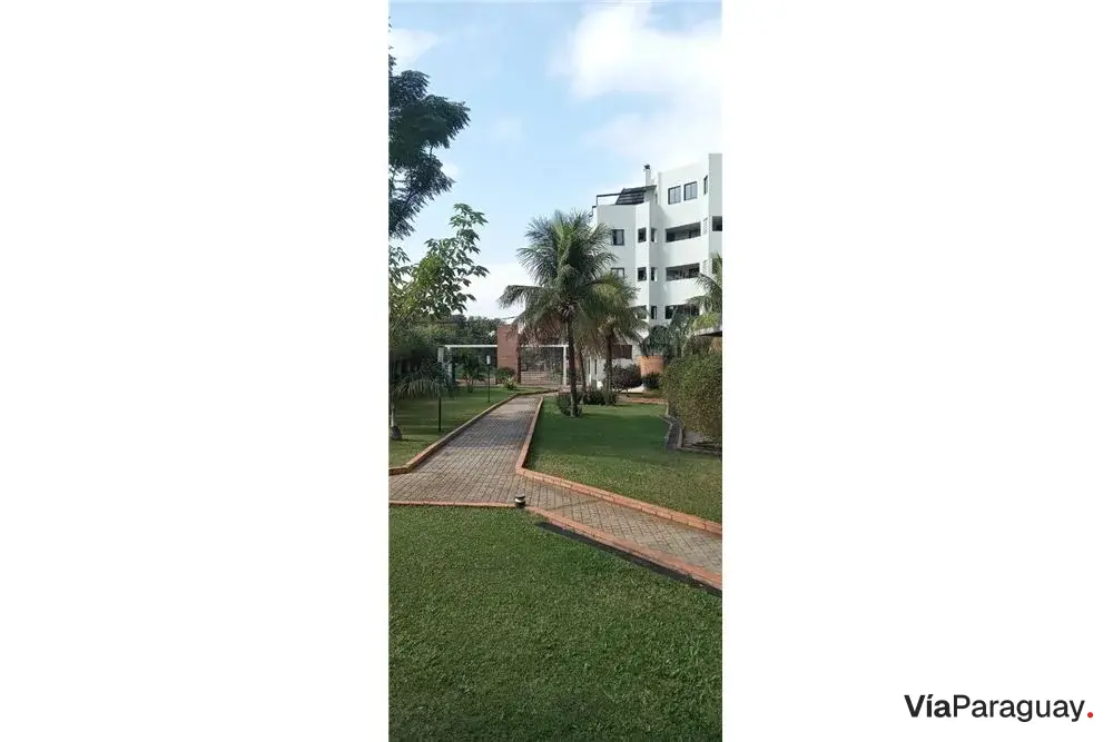 Apartamento à venda em condomínio fechado, Laurelty