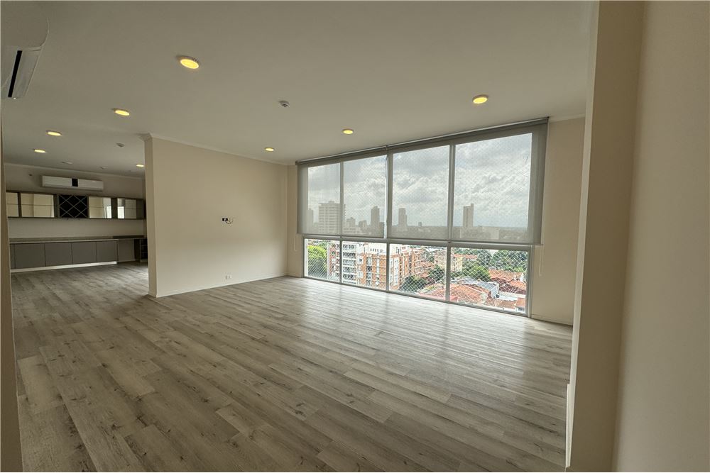 Departamento en venta en Edificio Forvm, Herrera