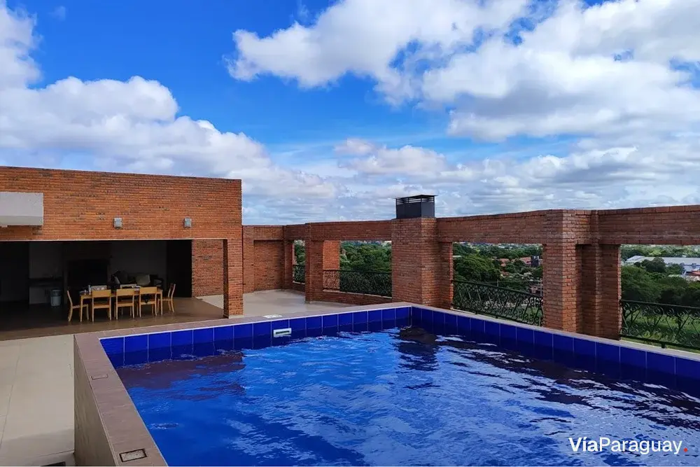 Departamento en venta en Fernando de la Mora con piscina y gimnasio