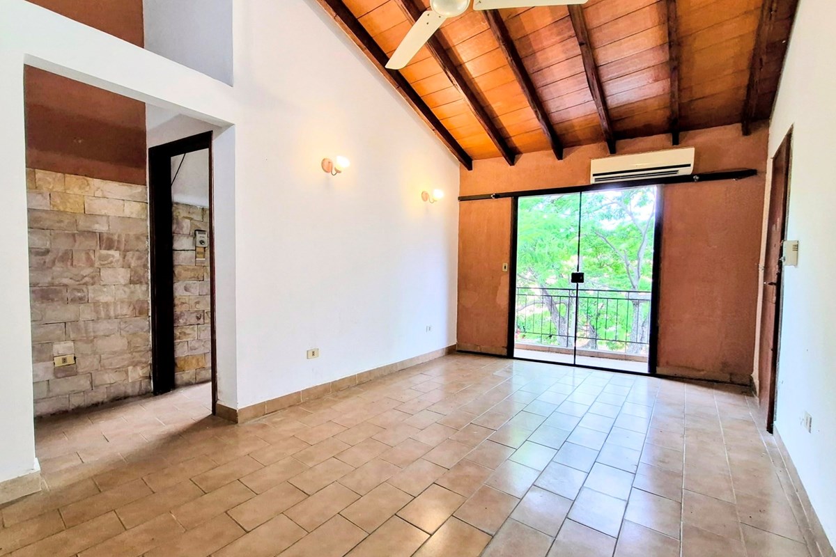 Apartment for sale in Vista Alegre, Asunción