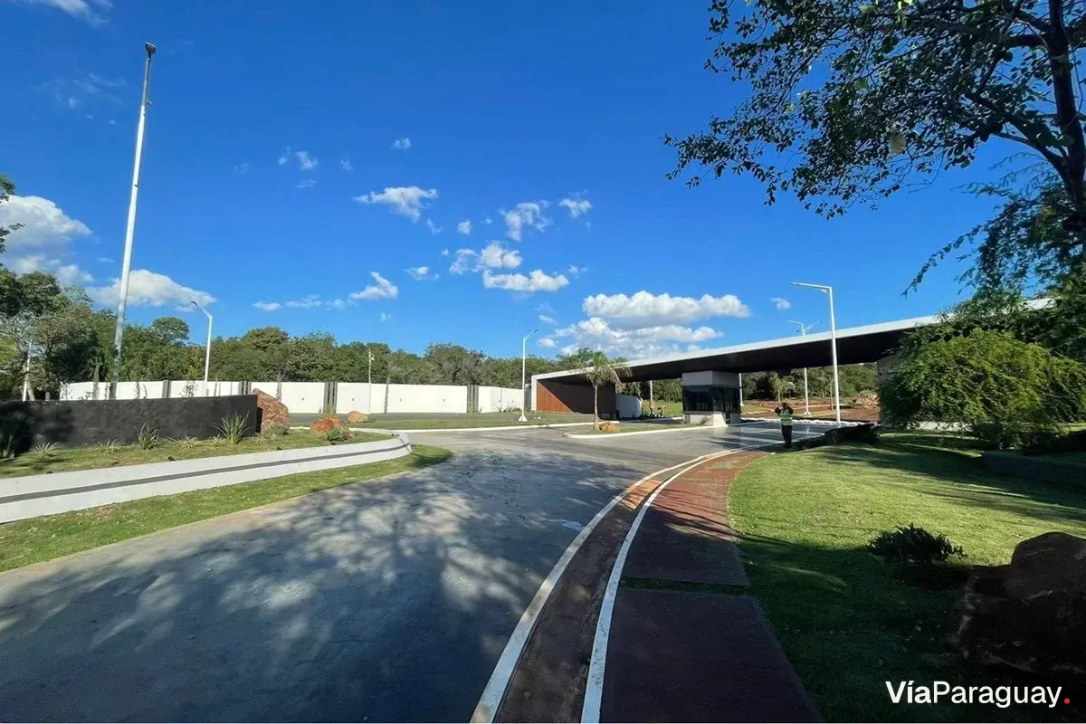 Departamento en venta frente al río Paraná, Encarnación