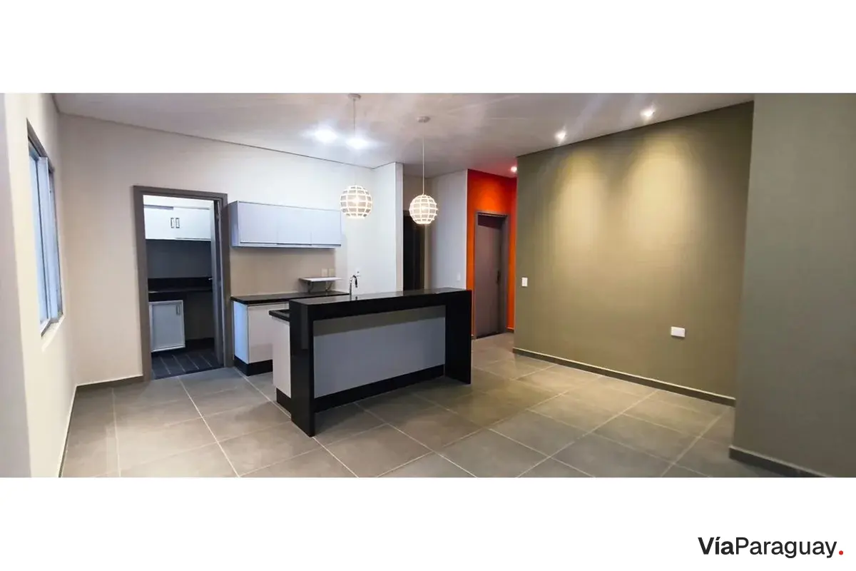 Apartamento novo para alugar em Encarnación, Itapúa