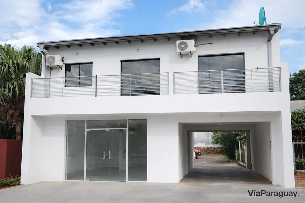 Apartments and commercial space for sale in Itauguá