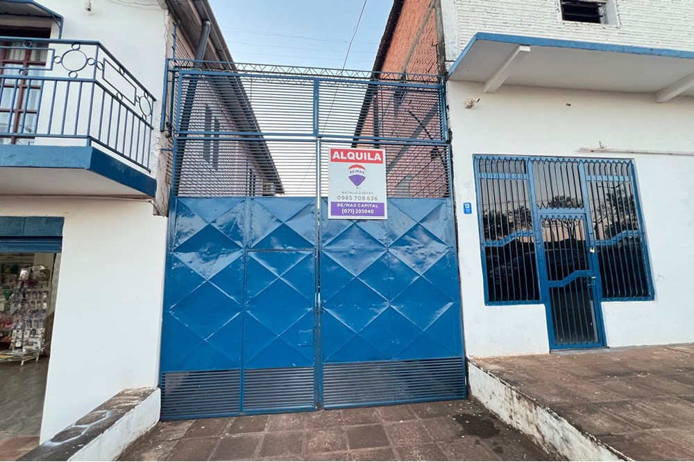 Depósito comercial en alquiler en Encarnación, Itapúa