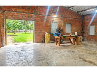 Depósito comercial en alquiler en Loma Plata