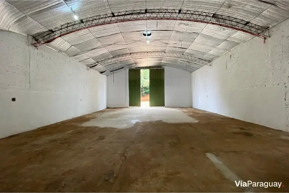 Depósito comercial en alquiler en San Lucas, Ciudad del Este