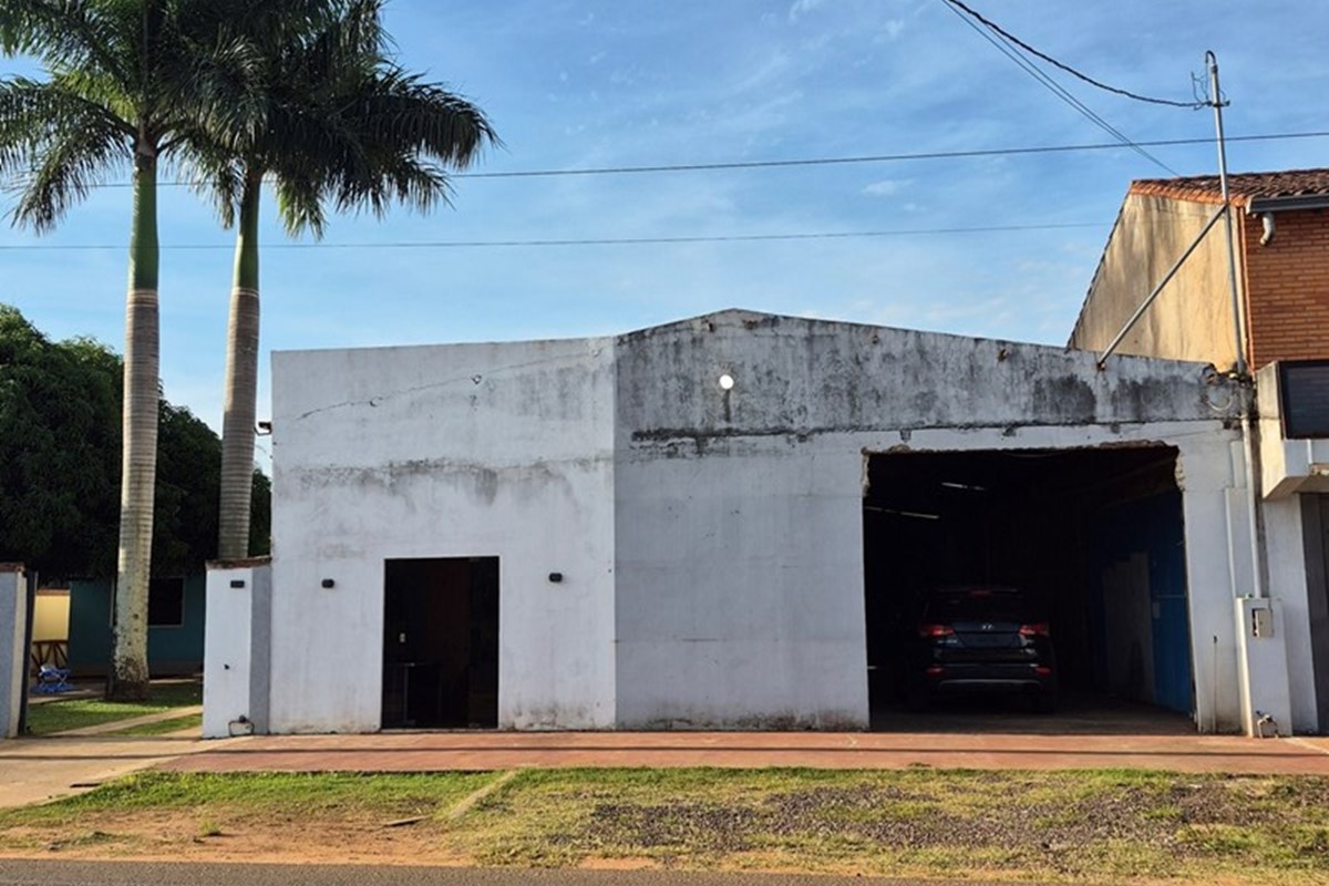 Commercial warehouse for sale in Caazapá