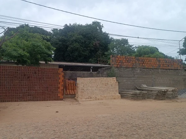 Depósito comercial en venta en San Lorenzo, barrio San Isidro