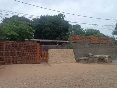 Depósito comercial en venta en San Lorenzo, barrio San Isidro 1