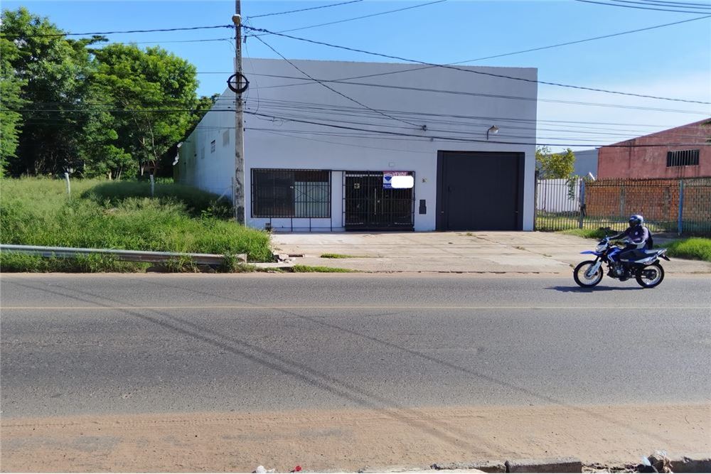 Commercial warehouse for sale on Avda. Avelino Martínez