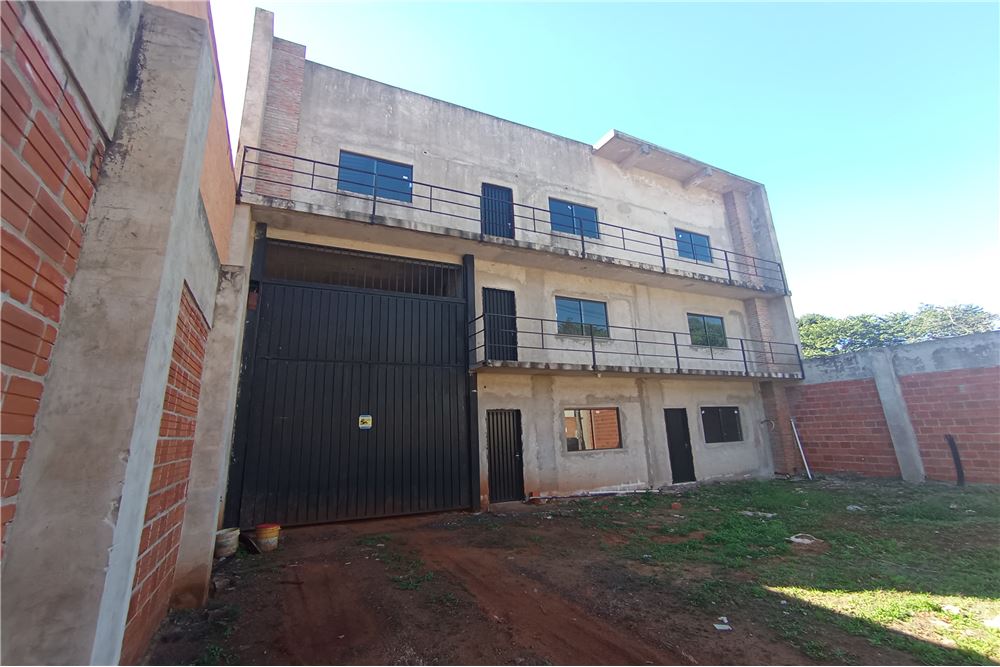 Depósito en alquiler a estrenar en Lambaré