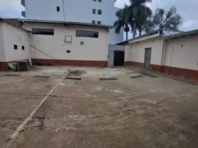 Depósito en alquiler en Barrio Boquerón, Ciudad del Este