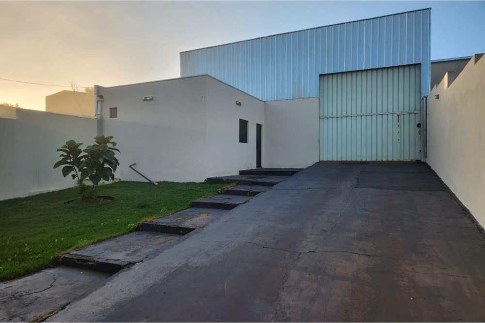Depósito en venta en Hernandarias, Alto Paraná