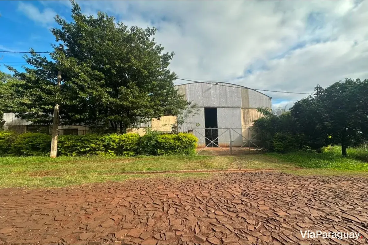 Depósito industrial en venta en Encarnación, Itapúa
