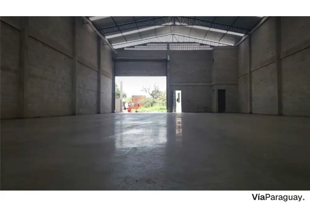 Depósito industrial à venda em Mariano Roque Alonso