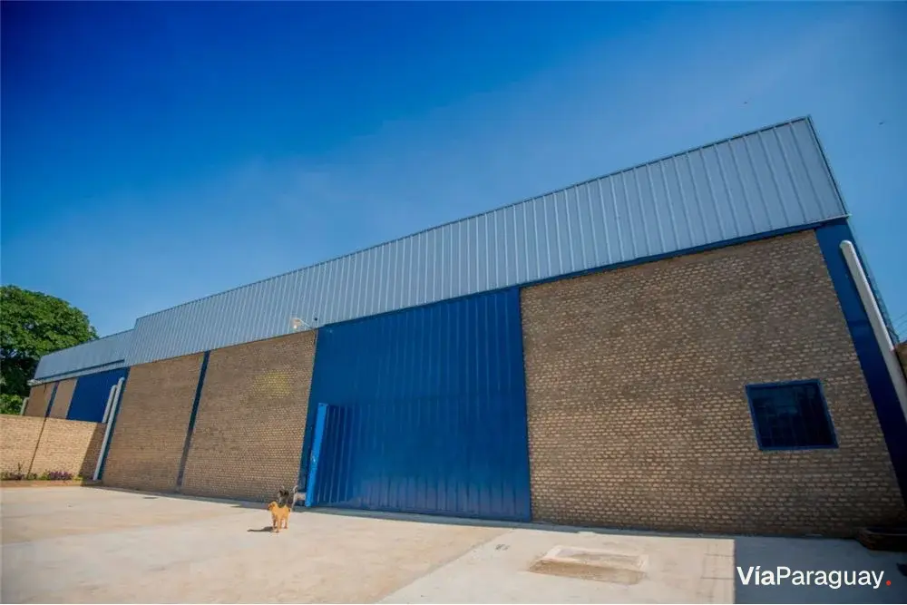 Depósito industrial en venta en San Lorenzo, Central