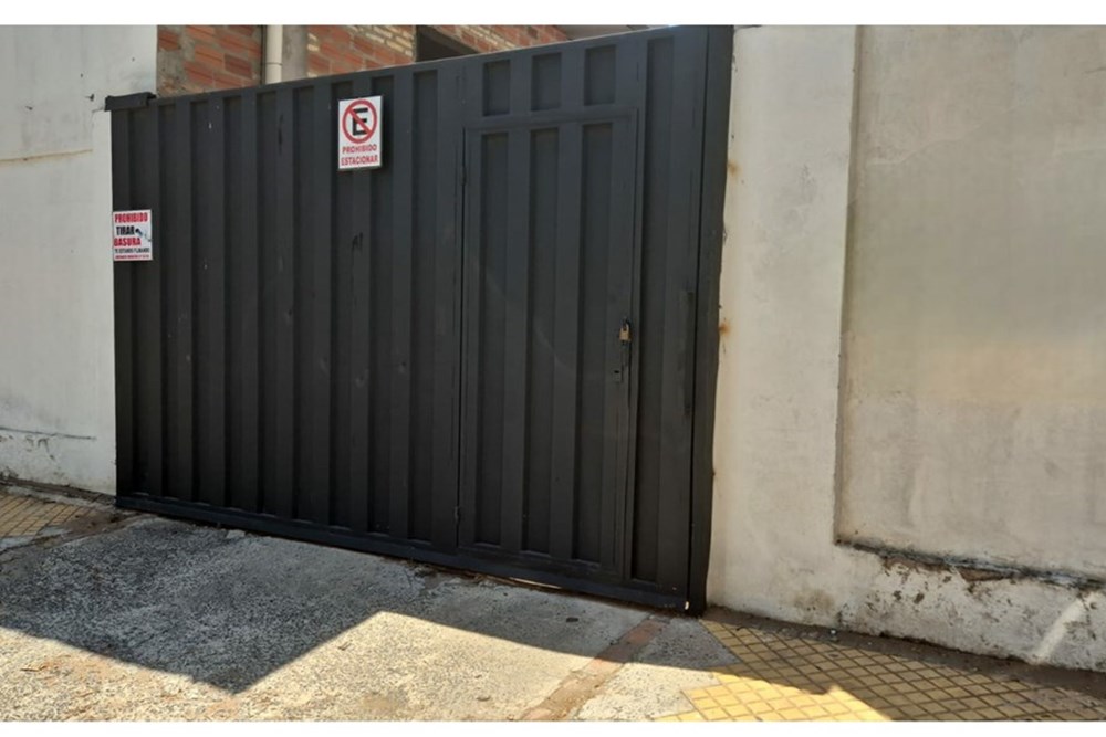 Commercial warehouses for rent in Pettirossi, Asunción